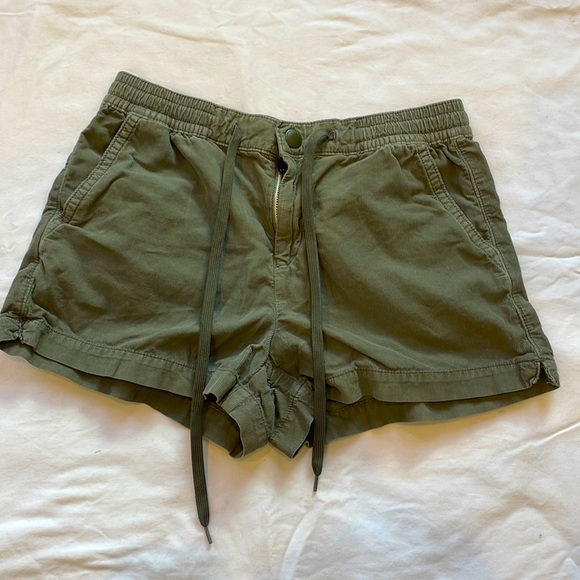 American Eagle Outfitters Pants - American Eagle shorts